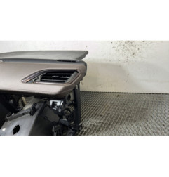 Planche de bord complete PEUGEOT 2008 1