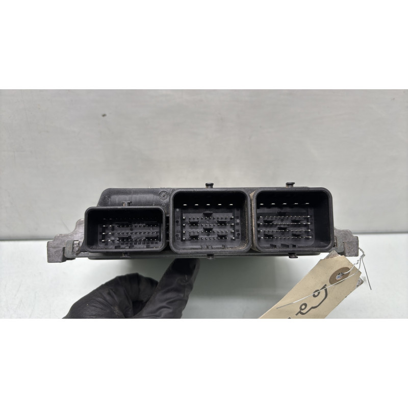 Calculateur moteur PEUGEOT 2008 1 Photo n°3