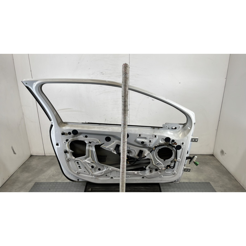 Porte avant gauche PEUGEOT 208 1 Photo n°4