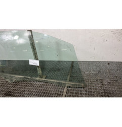 Vitre avant droit PEUGEOT 208 1