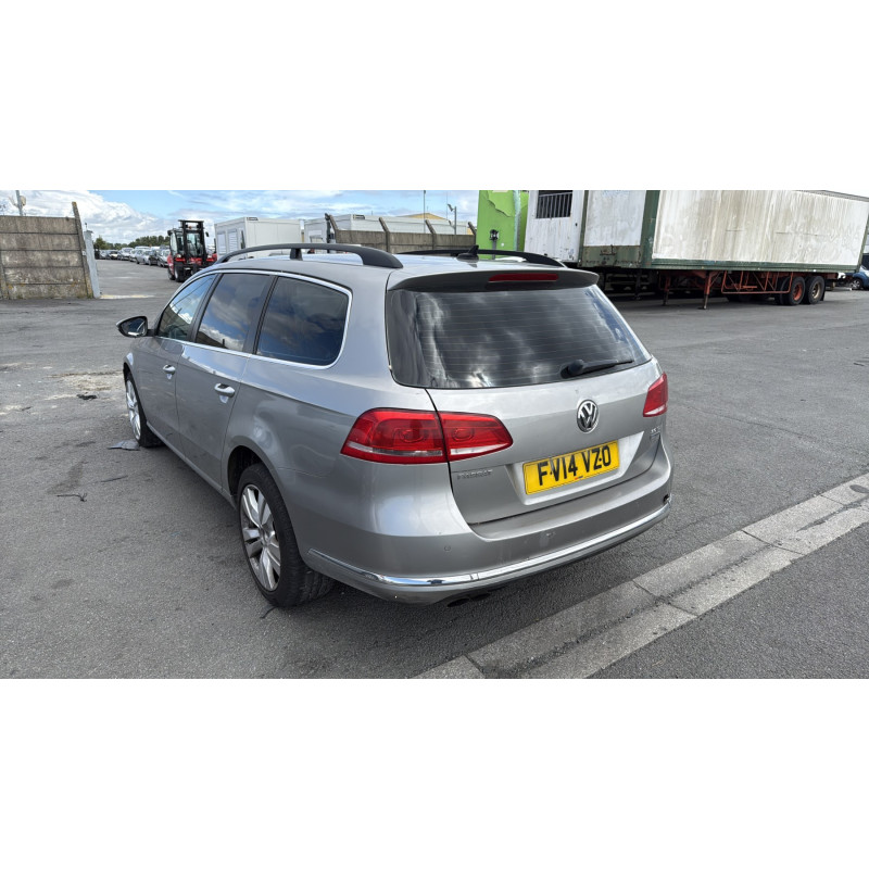 Vase de lave glace VOLKSWAGEN PASSAT 6 Photo n°8