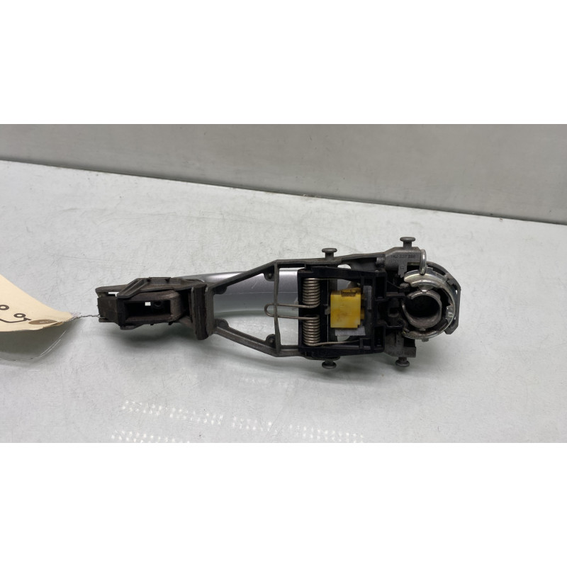 Poignee porte arriere droit VOLKSWAGEN GOLF 6 Photo n°3