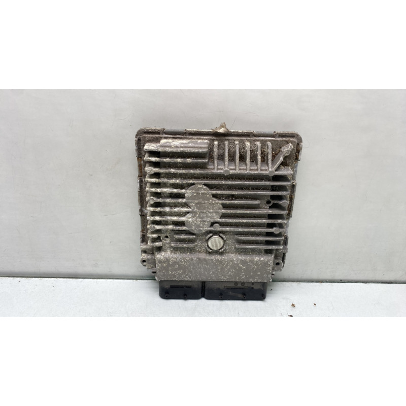 Calculateur moteur VOLKSWAGEN GOLF 6 Photo n°1