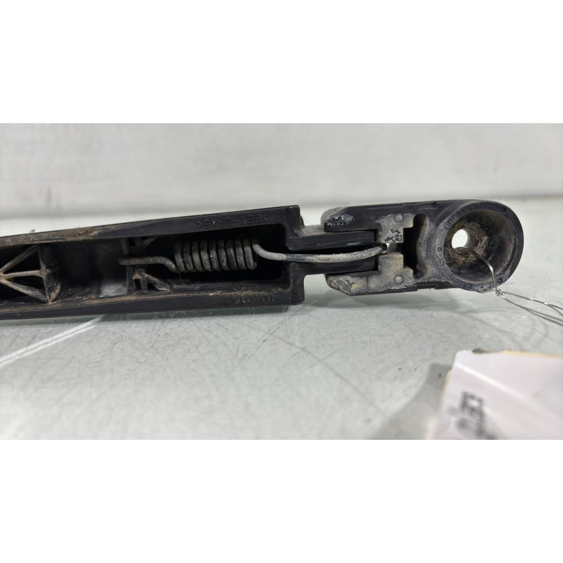 Bras essuie glace arriere TOYOTA RAV4 2 Photo n°2