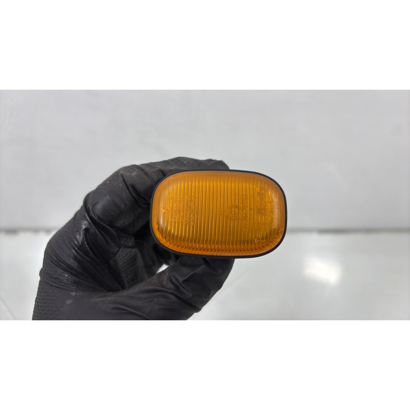 Repetiteur clignotant avant gauche (Feux) TOYOTA RAV4 2 Photo n°1