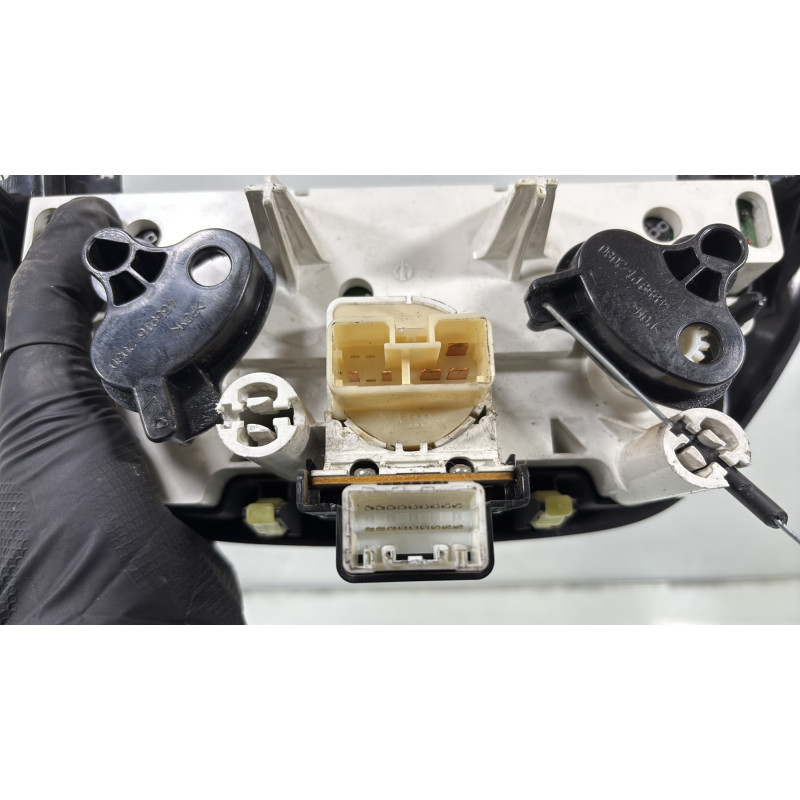 Commande chauffage TOYOTA RAV4 2 Photo n°3