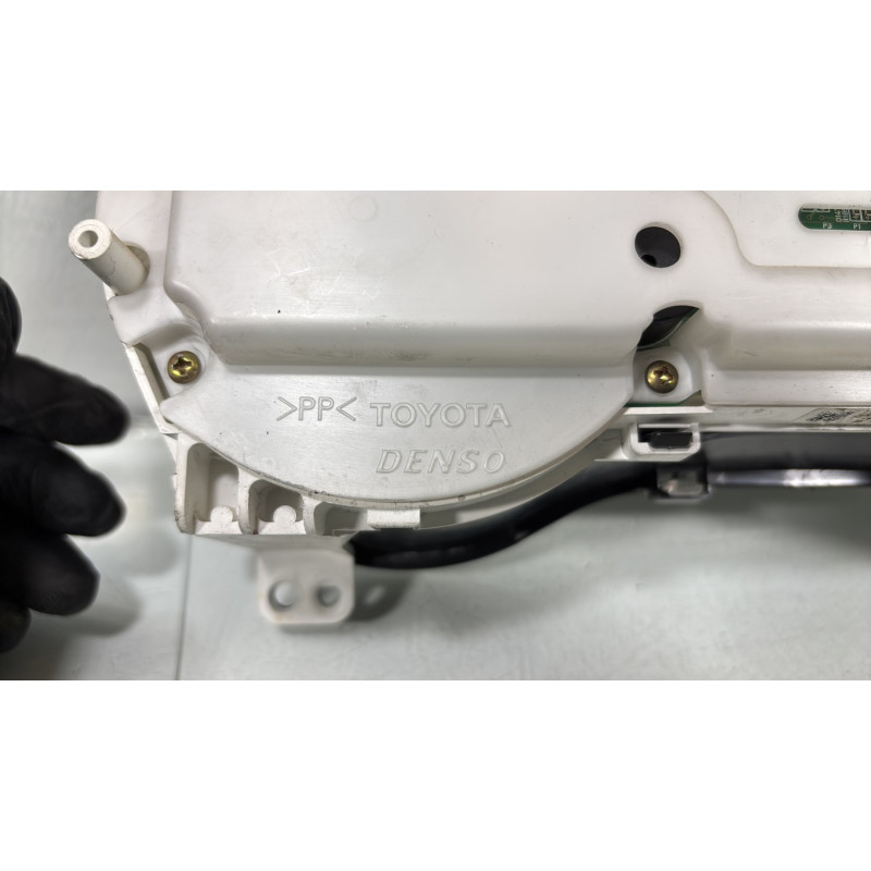 Compteur TOYOTA RAV4 2 Photo n°4