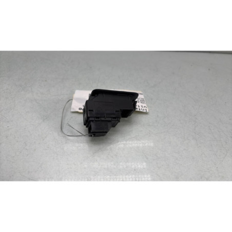 Interrupteur de leve vitre arriere gauche VOLKSWAGEN GOLF 7