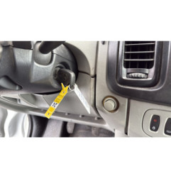 Vitre avant gauche RENAULT TRAFIC 2