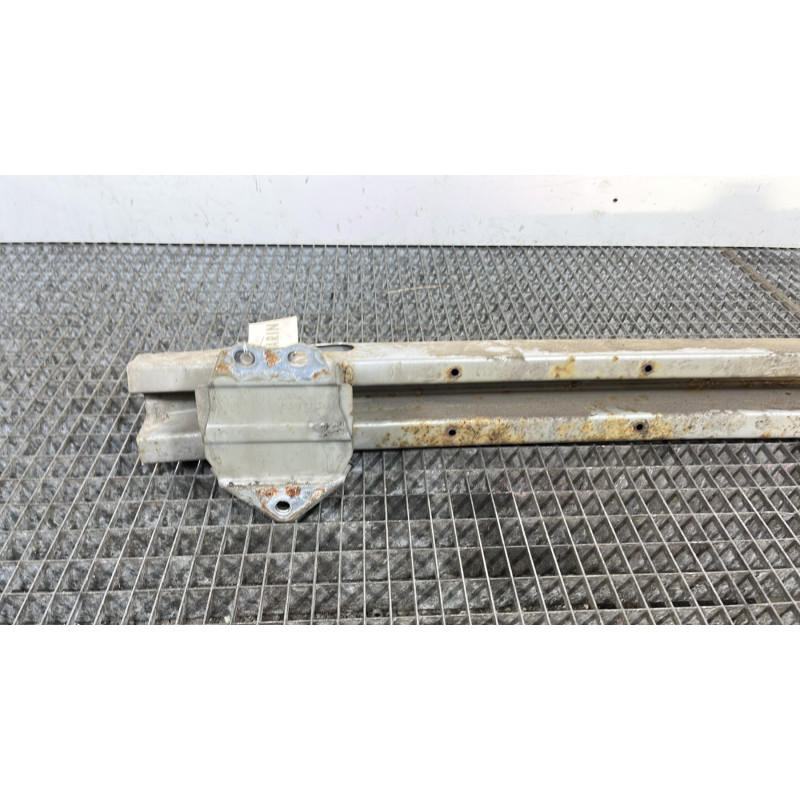 Renfort pare choc arriere (traverse) TOYOTA COROLLA VERSO 2 Photo n°5