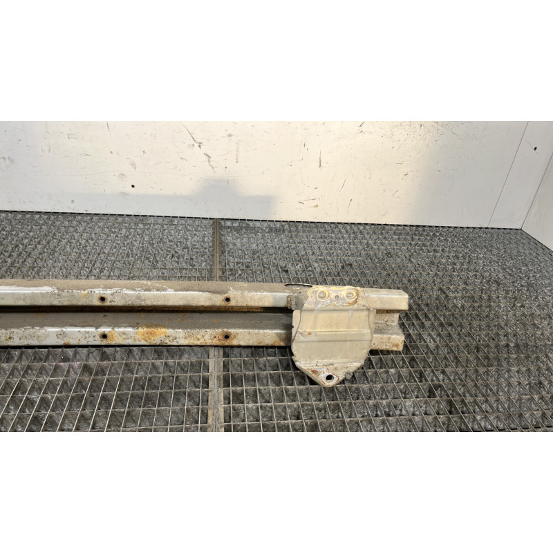 Renfort pare choc arriere (traverse) TOYOTA COROLLA VERSO 2 Photo n°6