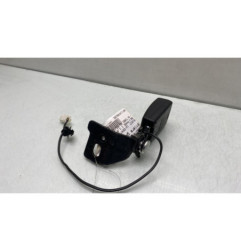 Attache ceinture arriere gauche PEUGEOT 308 2