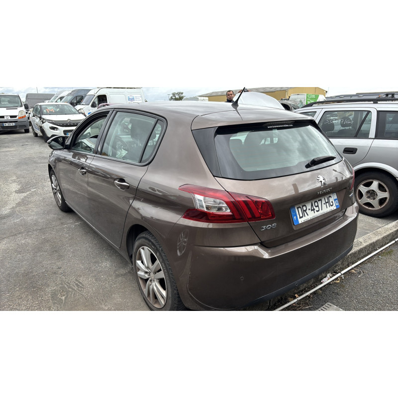 Bouton de warning PEUGEOT 308 2 Photo n°8