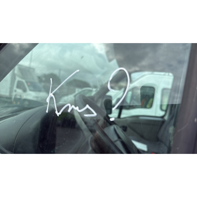 Poignee interieur porte laterale droite RENAULT MASTER 2 Photo n°15