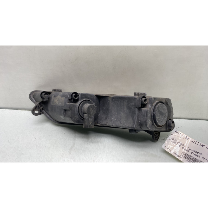 Feu diurne avant droit VOLKSWAGEN PASSAT 6 Photo n°3