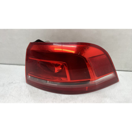 Feu arriere principal droit (feux) VOLKSWAGEN PASSAT 6 Photo n°1