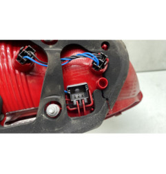 Feu arriere secondaire droit (feux) VOLKSWAGEN PASSAT 6