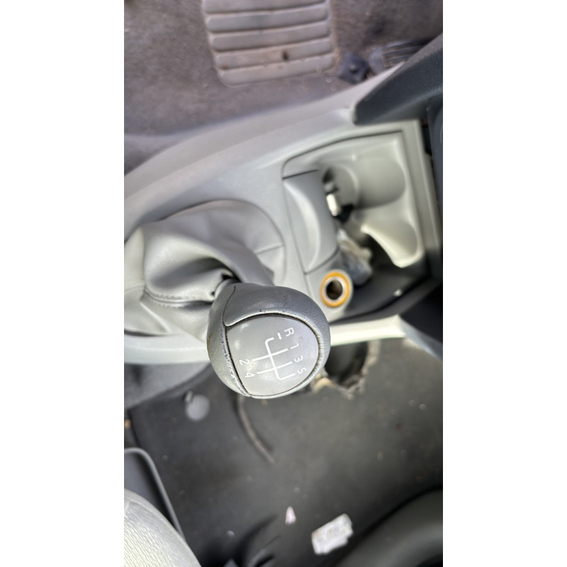 Poignee porte arriere gauche RENAULT CLIO 2 Photo n°20