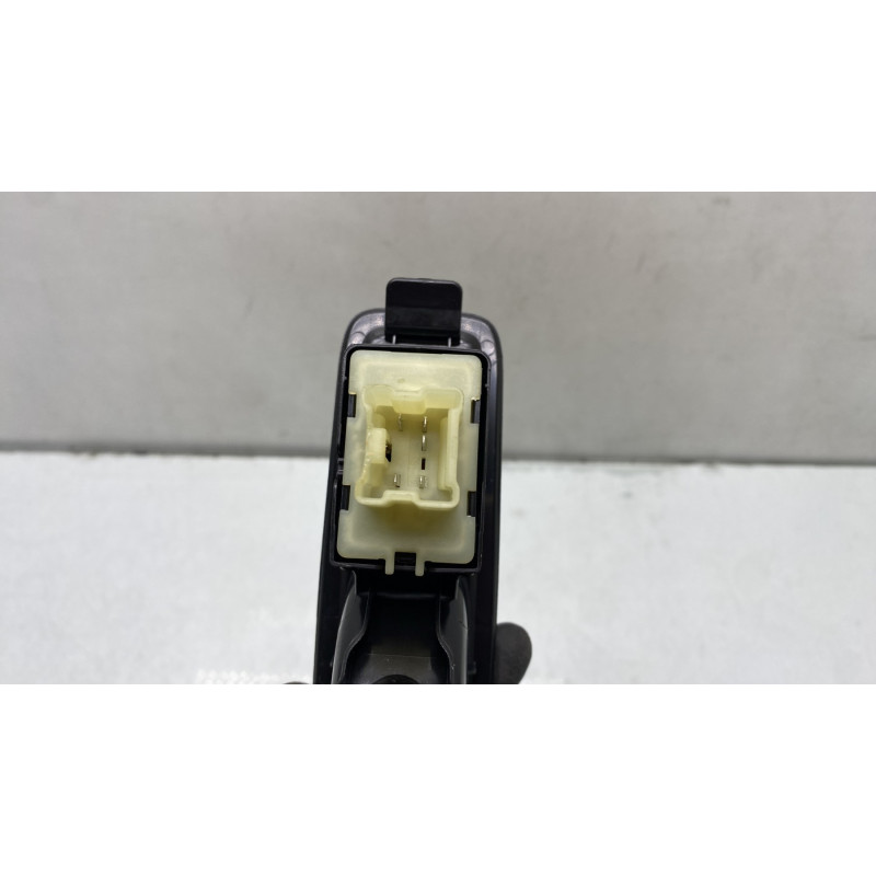 Interrupteur de leve vitre arriere droit DACIA SANDERO 3 STEPWAY Photo n°3