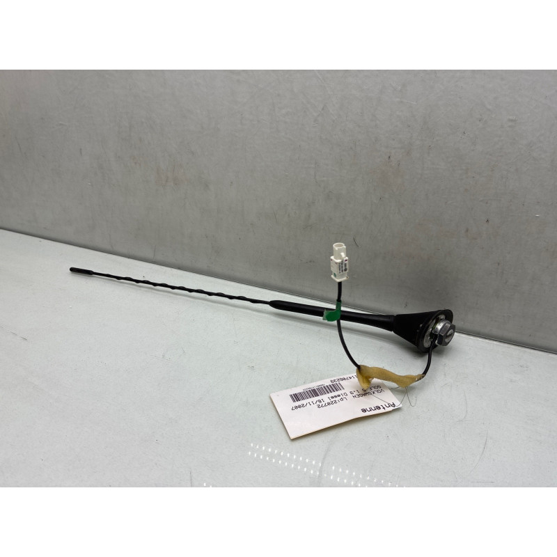 Antenne VOLKSWAGEN GOLF 5 Photo n°2