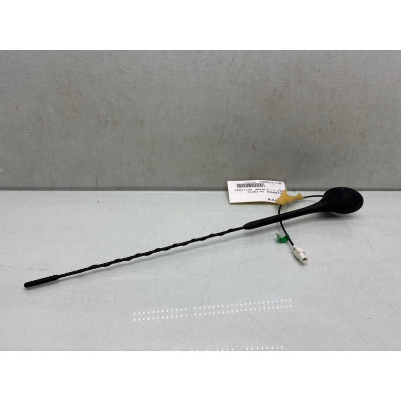 Antenne VOLKSWAGEN GOLF 5 Photo n°3