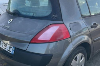 Pare boue arriere droit RENAULT MEGANE 2