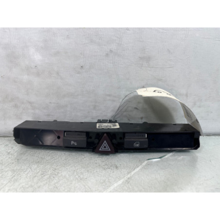 Bouton de warning OPEL ZAFIRA B