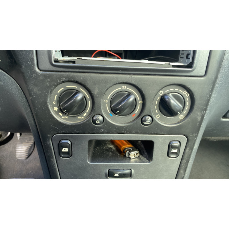 Poignee porte avant droit CITROEN XSARA Photo n°4