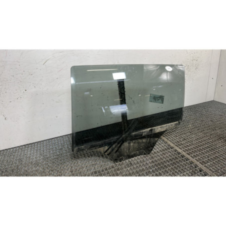 Vitre arriere gauche PEUGEOT 2008 1