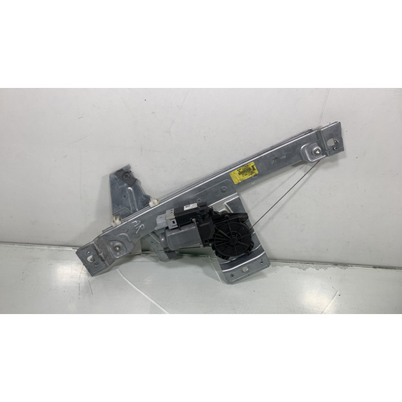 Leve vitre electrique arriere gauche PEUGEOT 207 Photo n°4