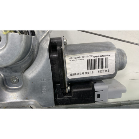 Leve vitre electrique avant droit PEUGEOT 207