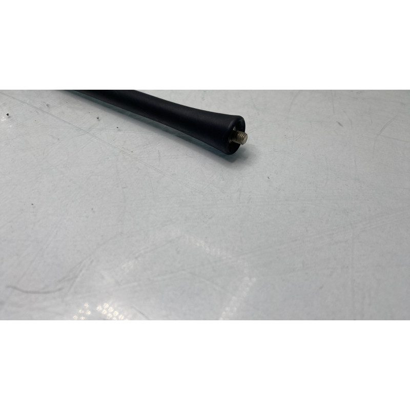 Antenne FIAT GRANDE PUNTO Photo n°2