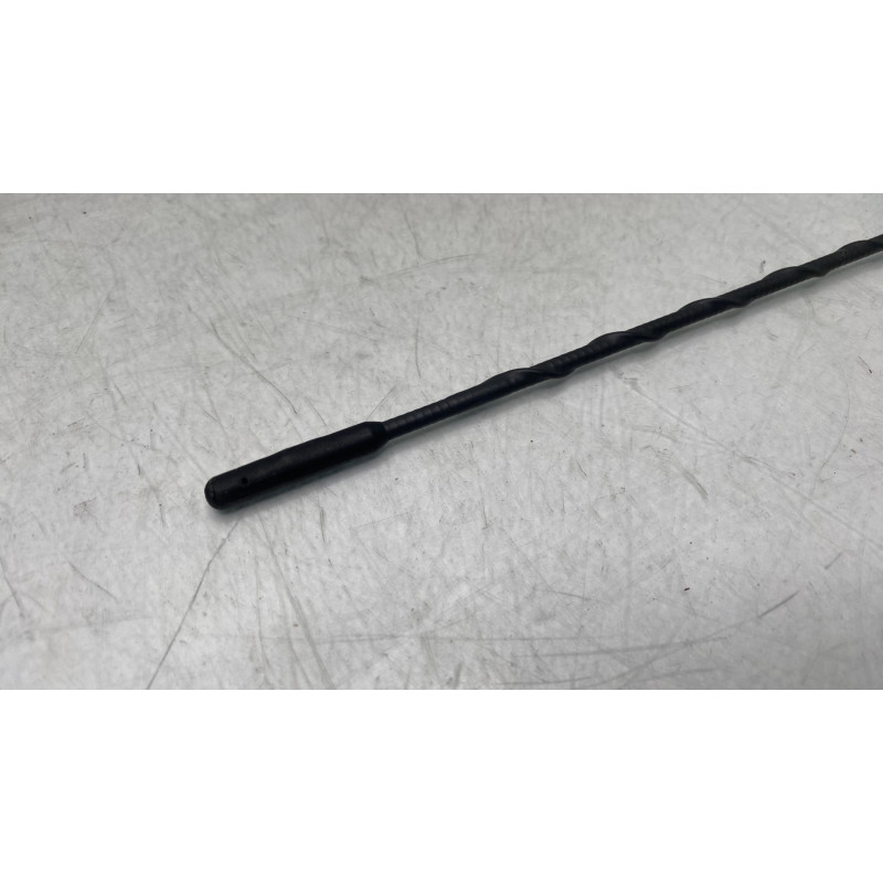 Antenne FIAT GRANDE PUNTO Photo n°3