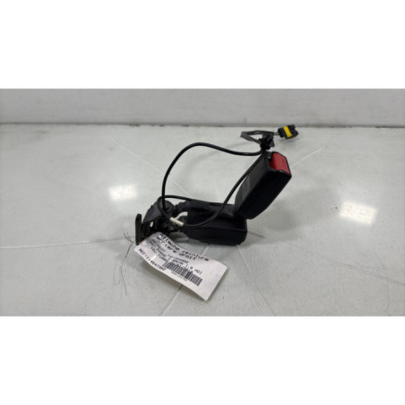 Attache ceinture arriere droit PEUGEOT 207 Photo n°1