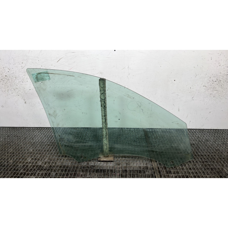 Vitre avant gauche RENAULT LAGUNA 2 Photo n°4