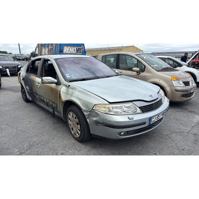 Vitre avant gauche RENAULT LAGUNA 2 Photo n°6