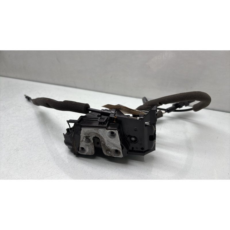 Serrure arriere droit RENAULT CLIO 4 Photo n°1