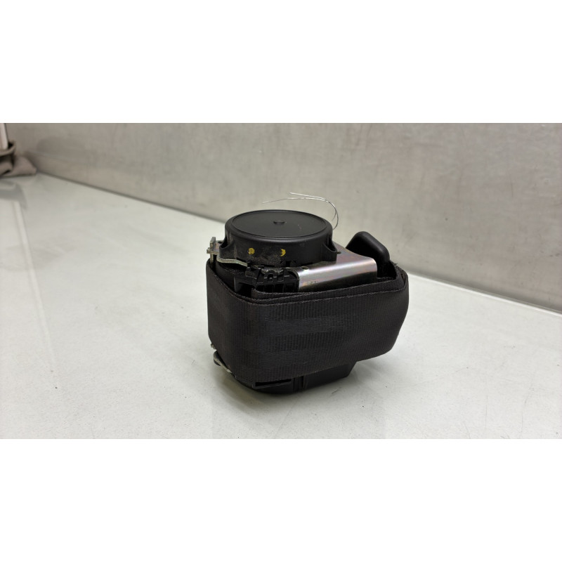 Ceinture arriere droit RENAULT CLIO 4 Photo n°3