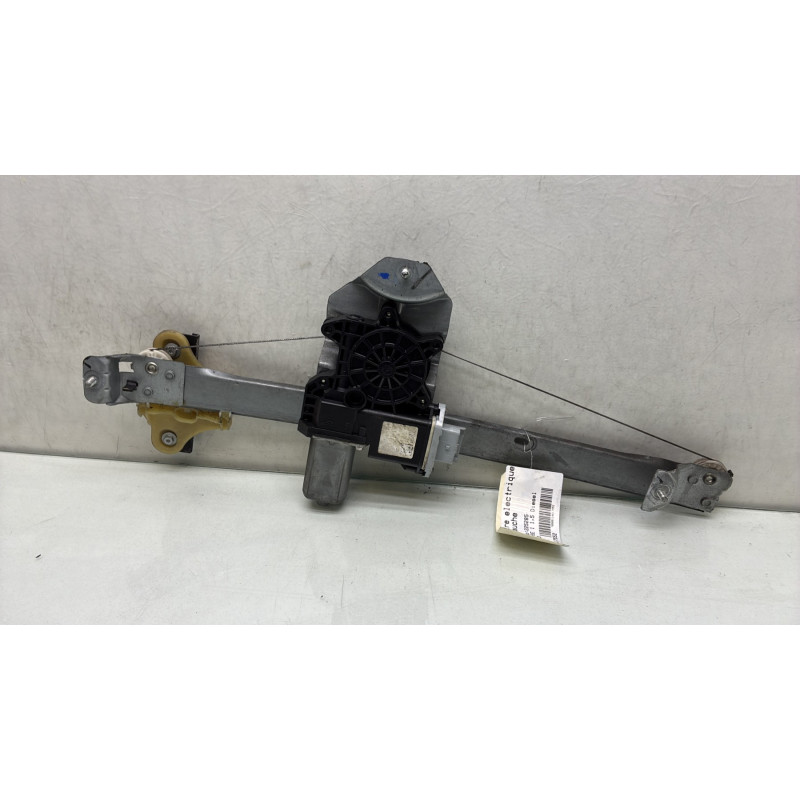 Leve vitre electrique avant gauche RENAULT CLIO 4 Photo n°3