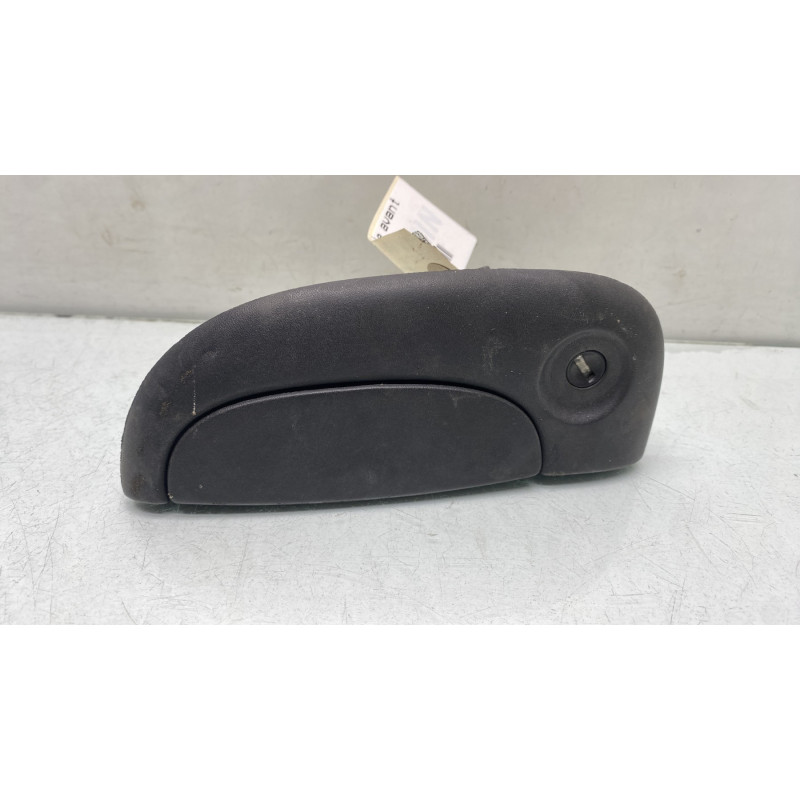 Poignee porte avant gauche RENAULT KANGOO 1 Photo n°1