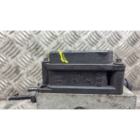 Bloc ABS (freins anti-blocage) RENAULT TRAFIC 3 COURT