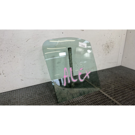 Vitre avant droit RENAULT TRAFIC 2