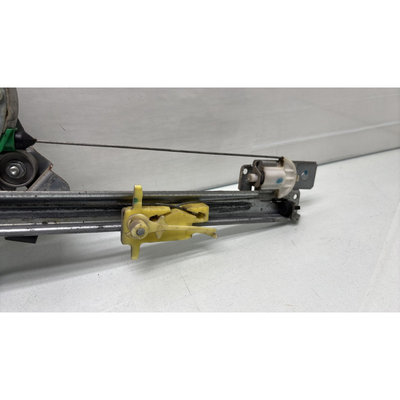 Leve vitre electrique avant droit RENAULT TRAFIC 2 Photo n°2