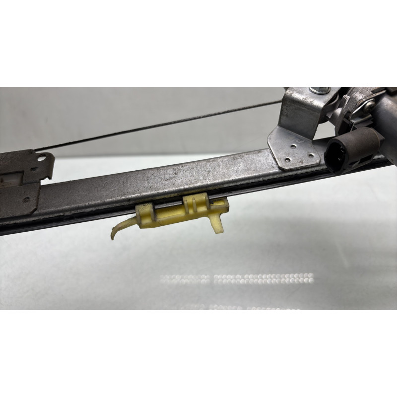 Leve vitre electrique avant droit RENAULT TRAFIC 2 Photo n°4