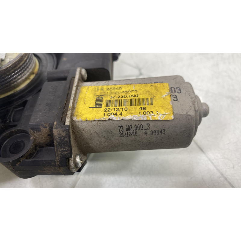 Leve vitre electrique avant gauche CITROEN JUMPER 3 Photo n°8