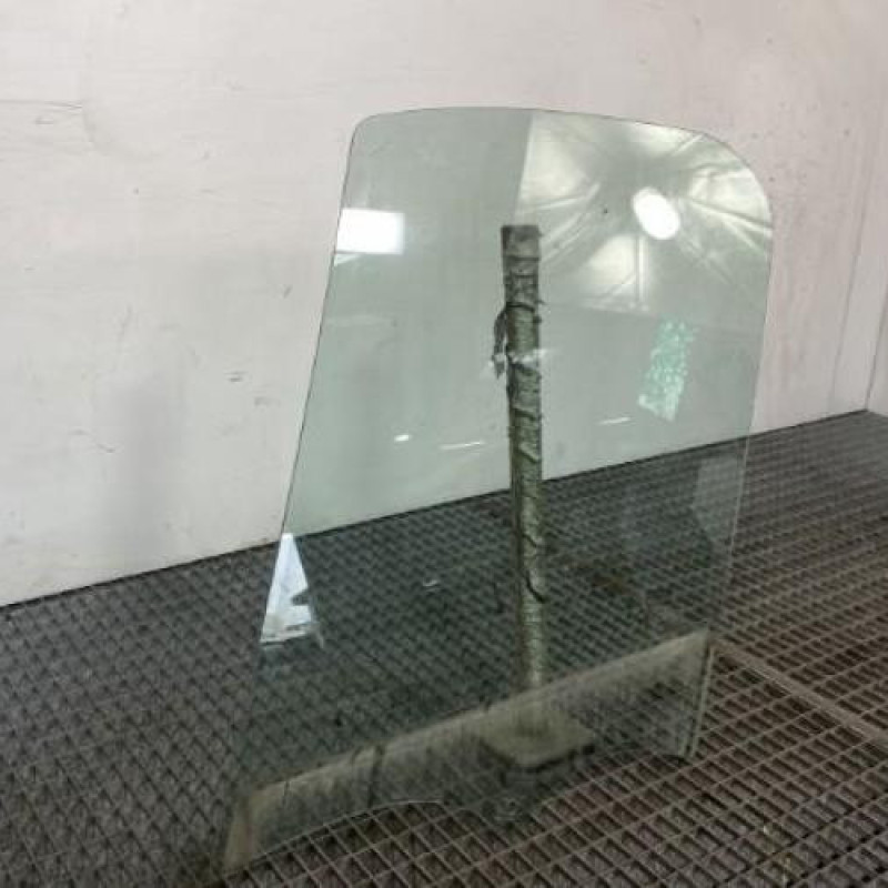 Vitre avant gauche RENAULT TRAFIC 3 COURT Photo n°5