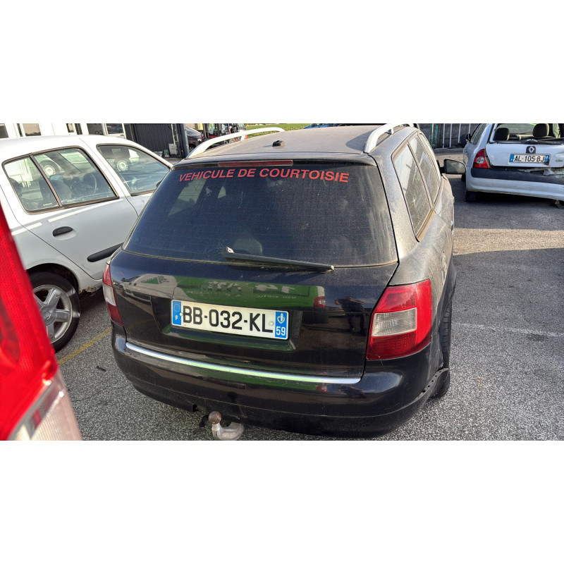 Aile avant droit AUDI A4 2 Photo n°11