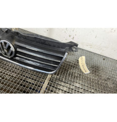 Calandre VOLKSWAGEN PASSAT 4