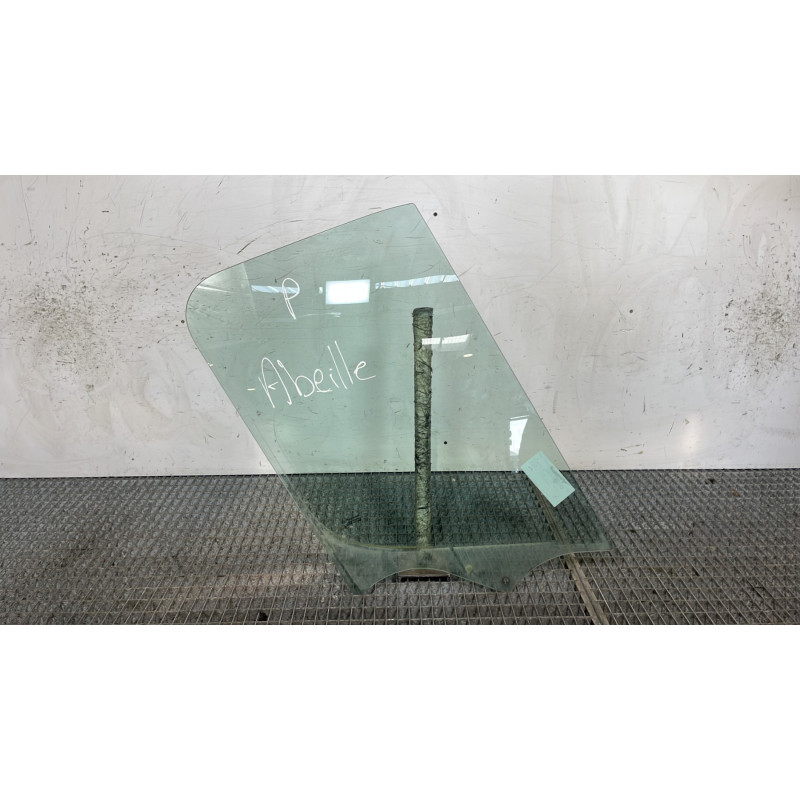 Vitre avant droit RENAULT MASTER 3 Photo n°1