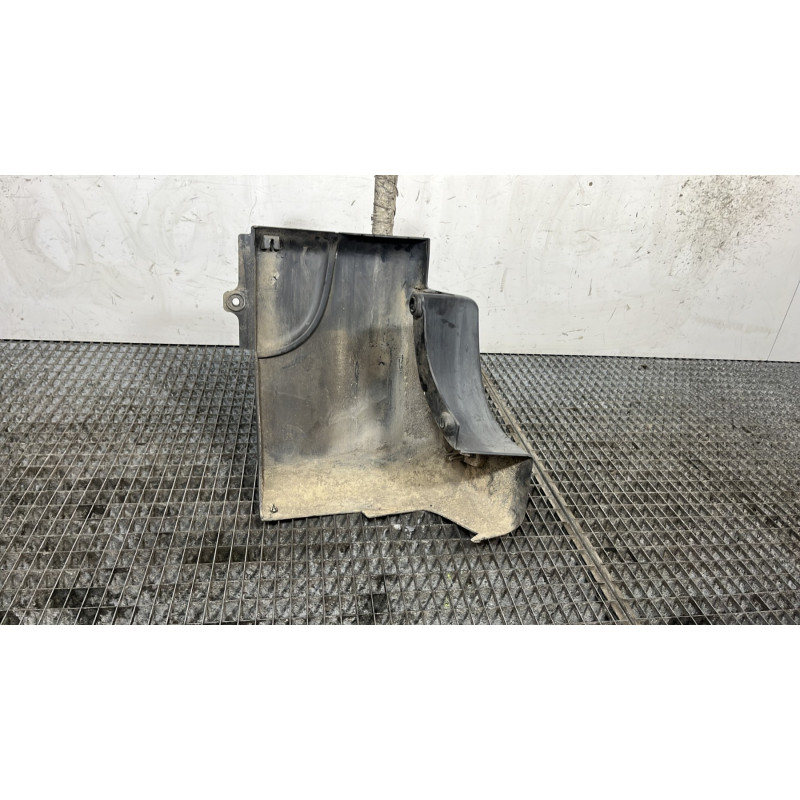 Crosse arriere droit RENAULT MASTER 3 Photo n°3
